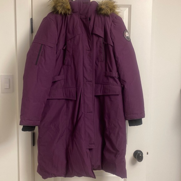 Winter Parka. Down. Plum colour. As warm as Canada Goose. Knee Length - Picture 1 of 8